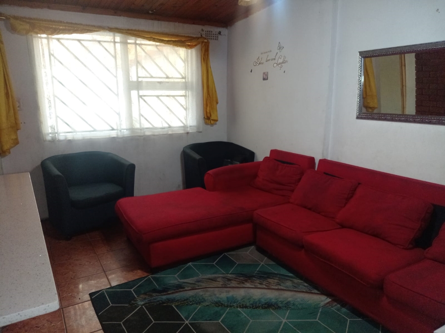 3 Bedroom Property for Sale in Lentegeur Western Cape